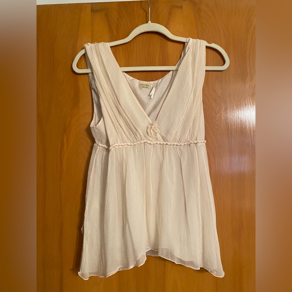 Max Studio 100% silk babydoll top with pretty detailing